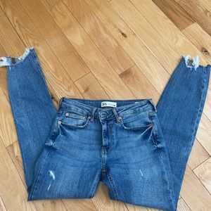 Zara the skinny size 6 brand new